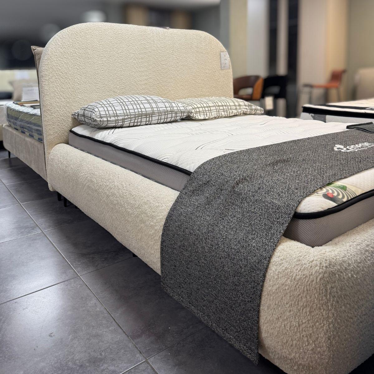 ARCE | מיטה זוגית מודרנית בעיצוב אלגנטי ומדויק