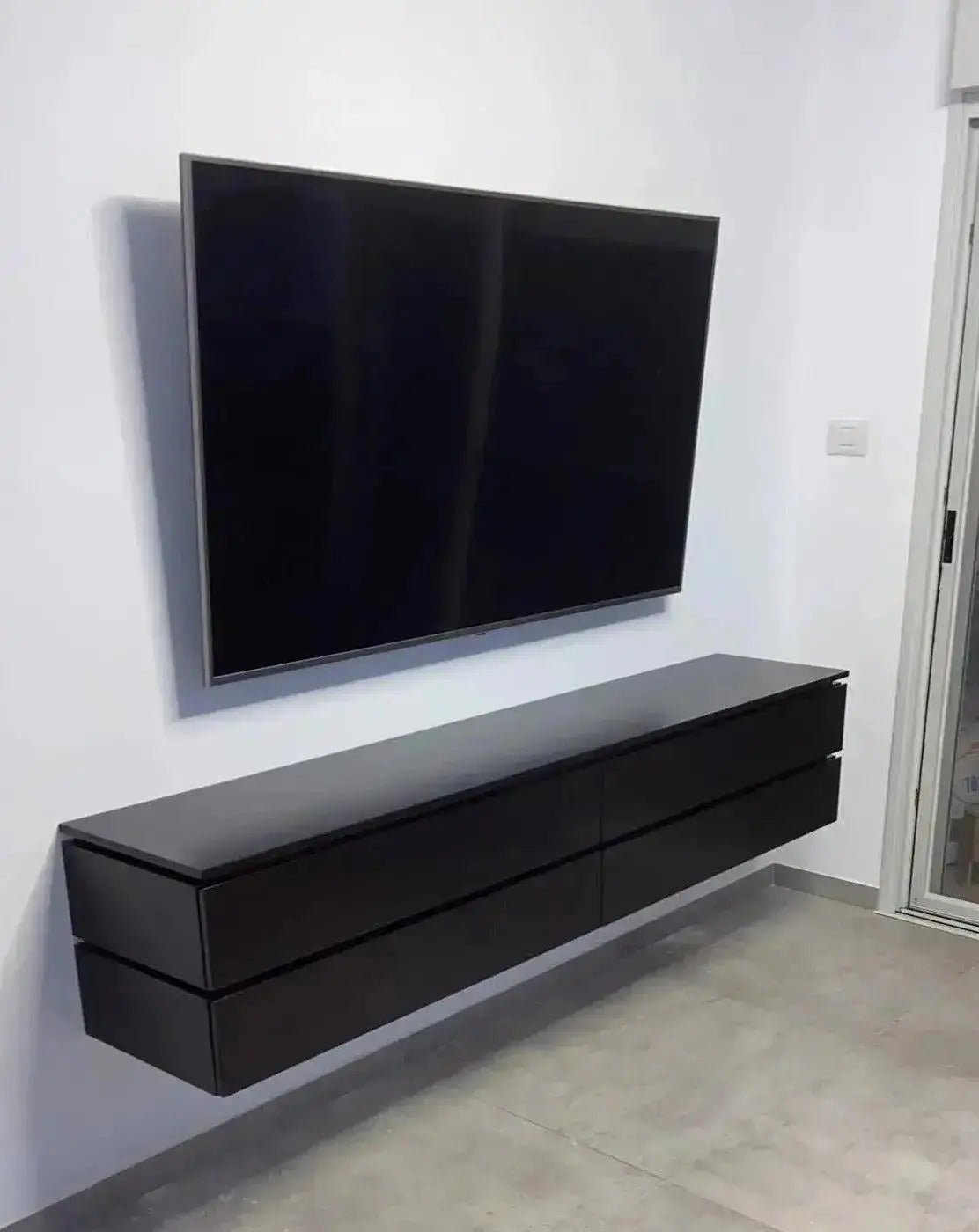 Leonardo | מזנון תלוי בעיצוב יוקרתי לסלון - - אשריאן | ASHERIAN