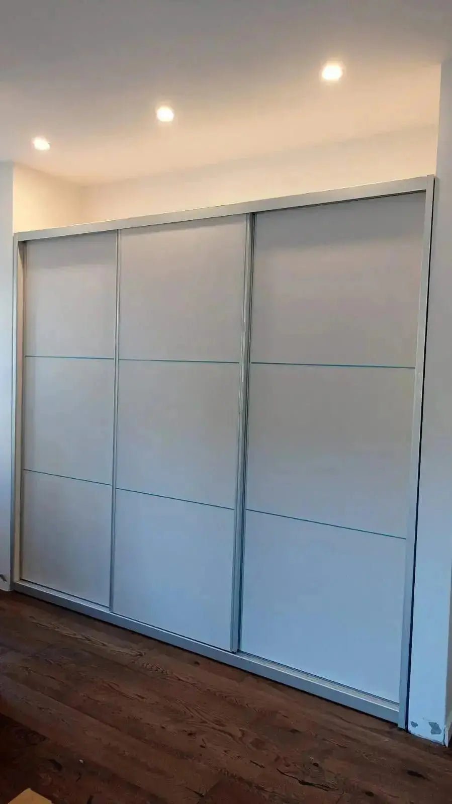 LONDON | ארון הזזה איכותי עם חיפוי אלומיניום - - אשריאן | ASHERIAN