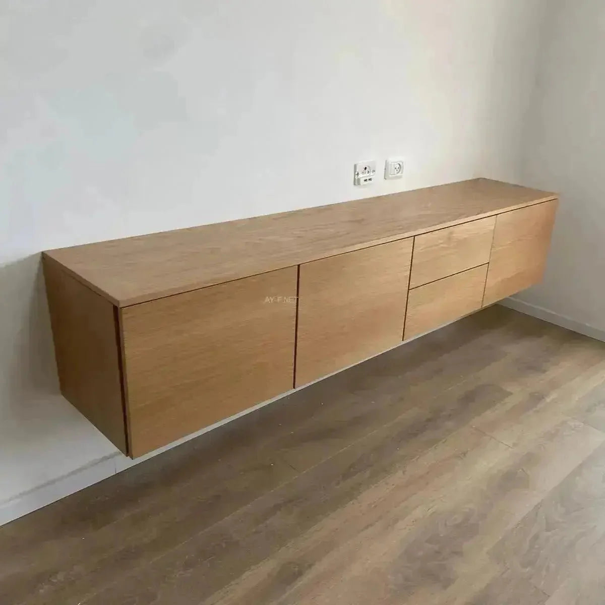 NATURAL | מזנון צף לסלון בגווני עץ בחלוקה רחבה עם מגירות - - אשריאן | ASHERIAN