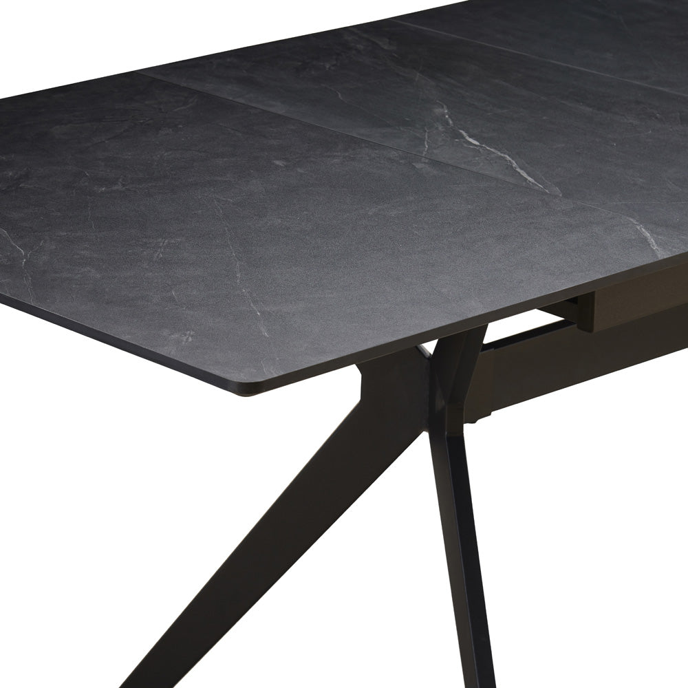 SOYA | שולחן אוכל מלבני קטן נפתח בעיצוב מודרני