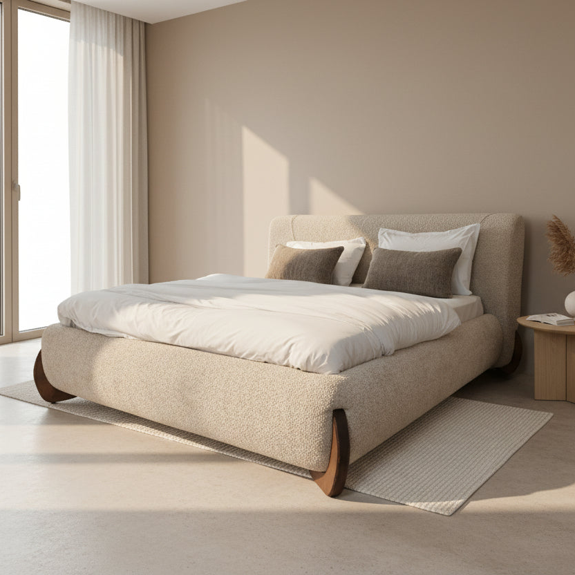 SORA | מיטה זוגית מרופדת בסגנון בוהו שיק טבעי - 140/190 ס״מ / שמנת