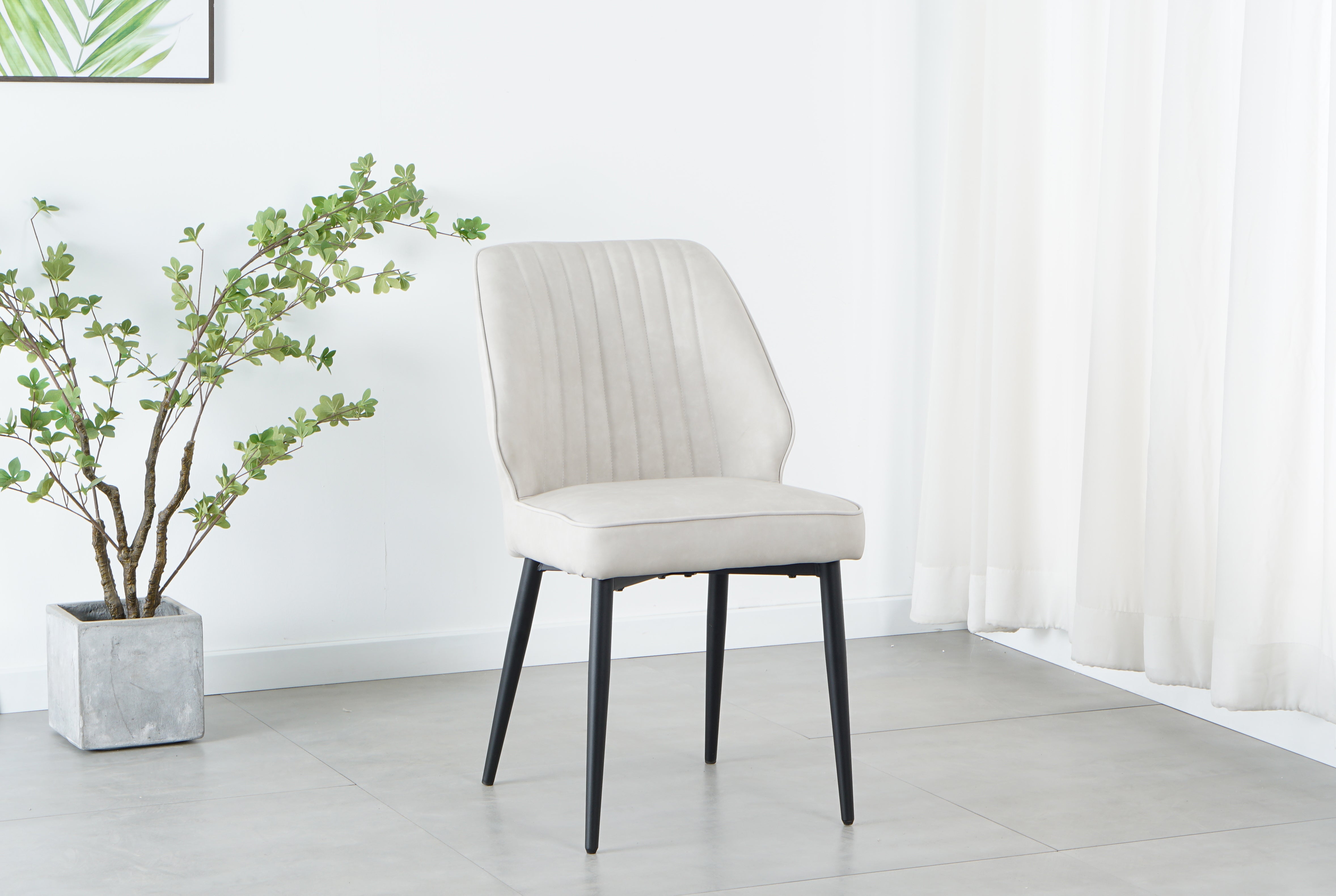 TOKYO | כסא אוכל יוקרתי עם צלעות וריפוד בד קטיפה - אפור בהיר - אשריאן | ASHERIAN