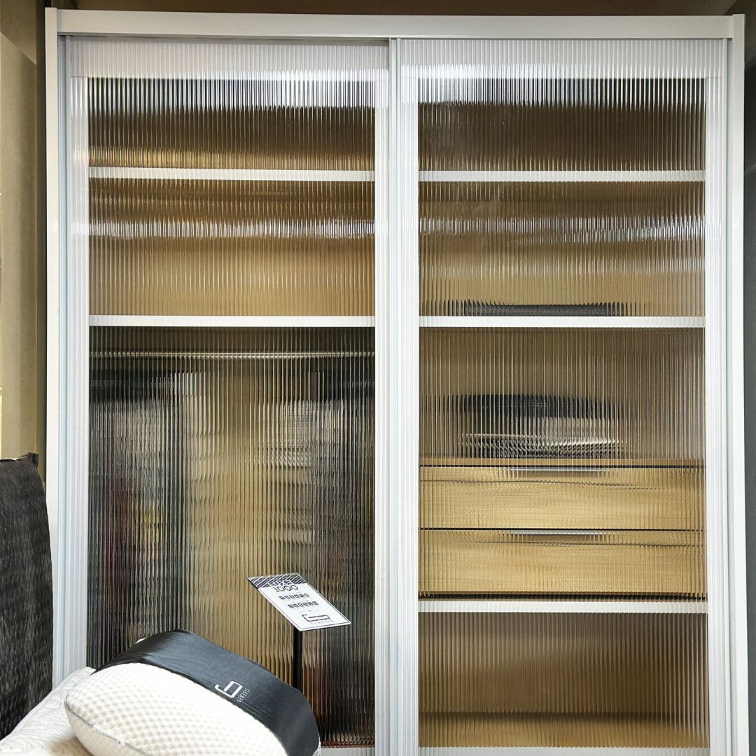 Toscana | ארון הזזה שקוף מעוצב עם 2 דלתות זכוכית פסים אסיד - - אשריאן | ASHERIAN