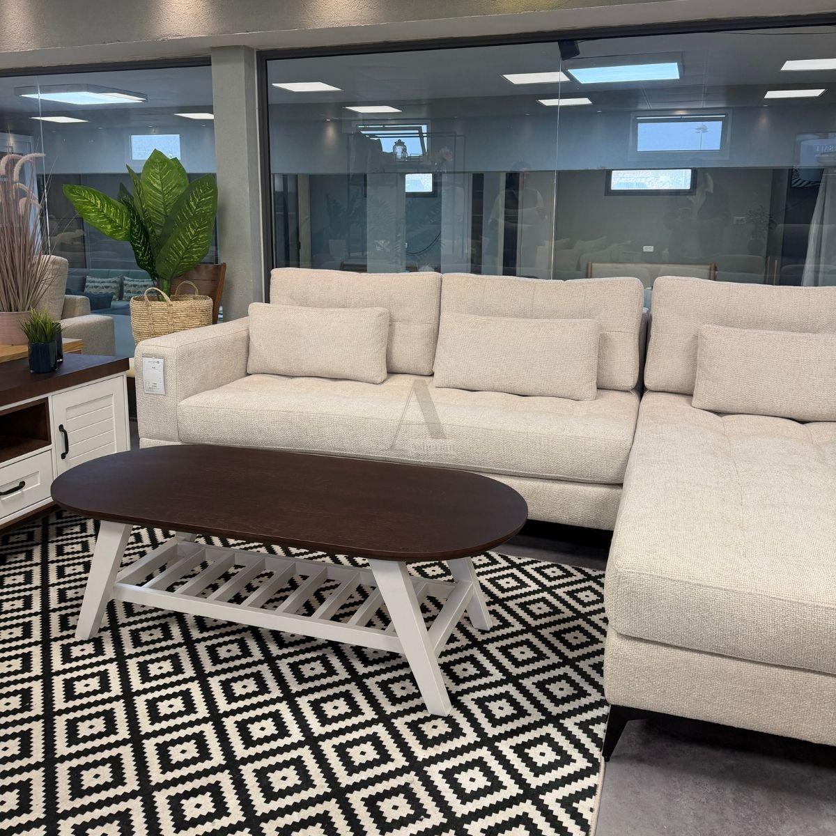 YULI | ספה פינתית נורדית עם שזלונג רחב וריפוד בד