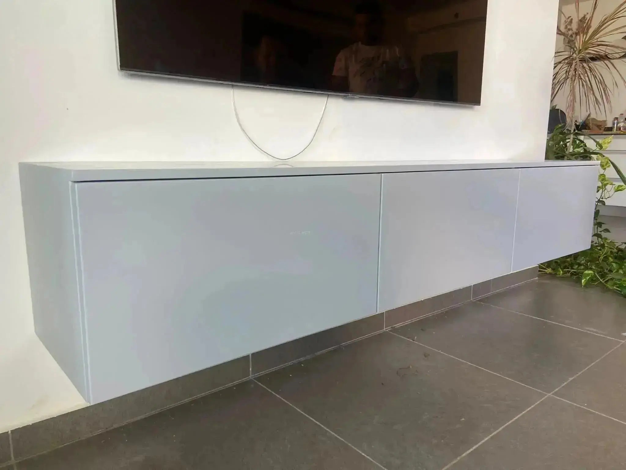 MELODY | מזנון צף לסלון בחלוקה א-סימטרית - - אשריאן | ASHERIAN