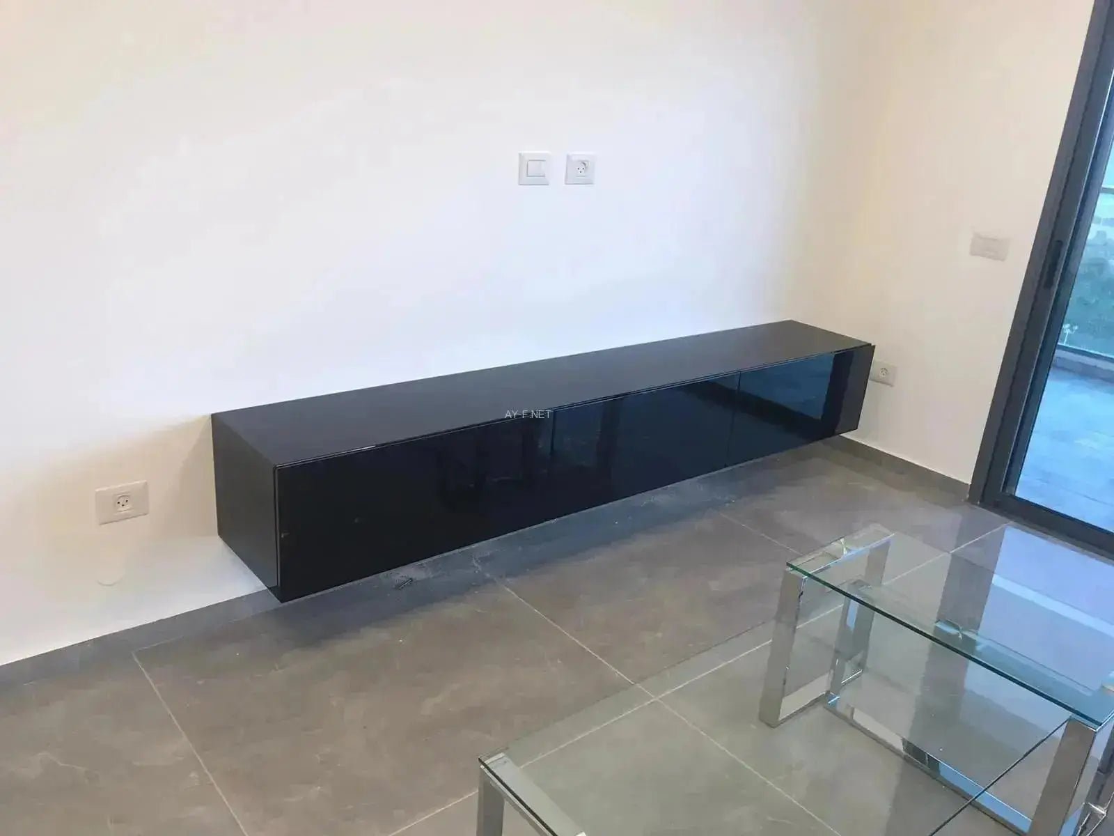 סימפוני | מזנון צף בעיצוב מודרני לסלון - - אשריאן | ASHERIAN