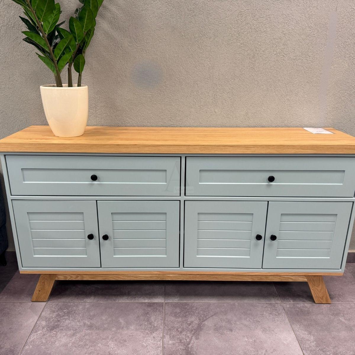 JOLIAN | שידת אחסון כפרית עם דלתות תריס ומגירות