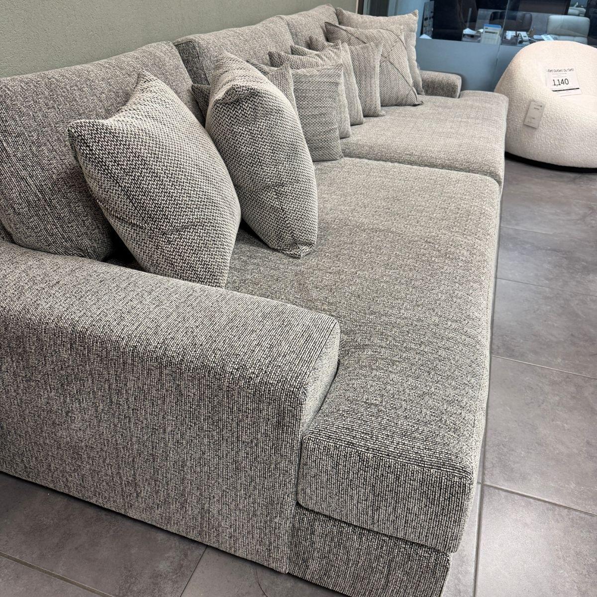 LOFT B | ספת רביצה ארוכה בעיצוב מודרני ונקי