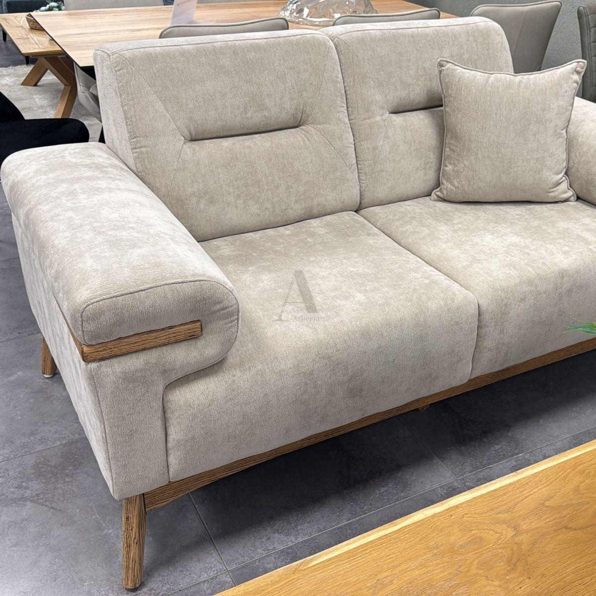 LIMA | ספה מפנקת לסלון עם הטבעת עץ ייחודית