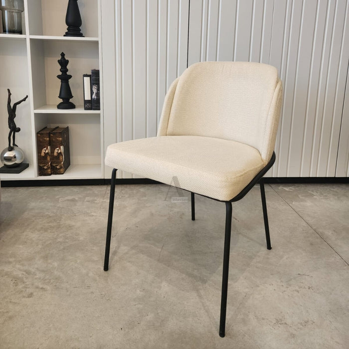 Moderna | כסא אוכל בעיצוב מינימליסטי בבד אריג
