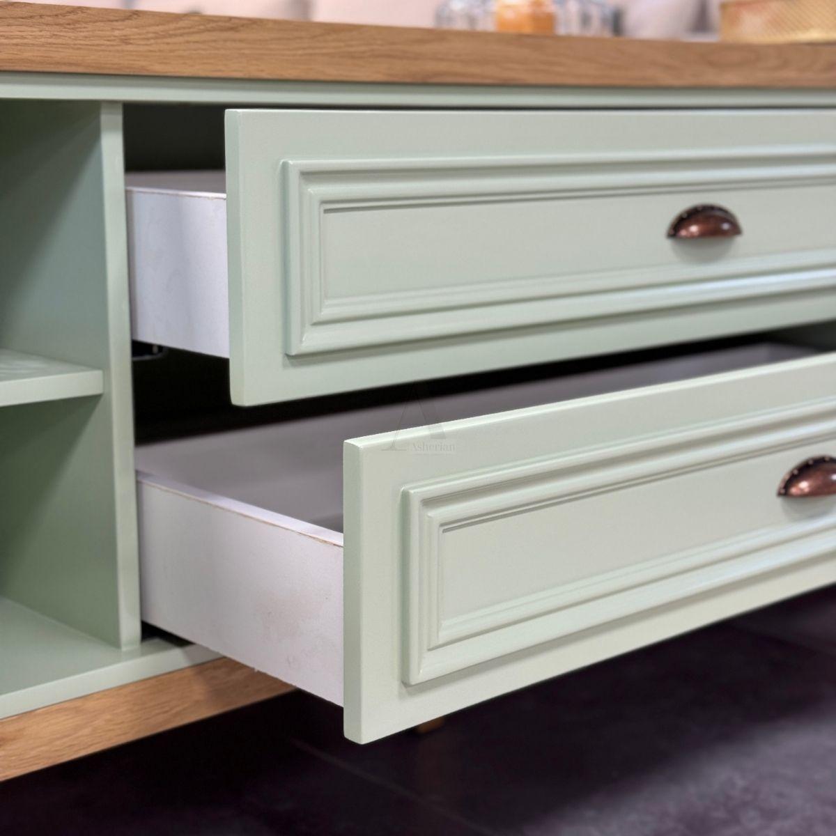 LUIZ | מזנון טלוויזיה כפרי עם חזית עץ מעוצבת ורגלי עץ מלא