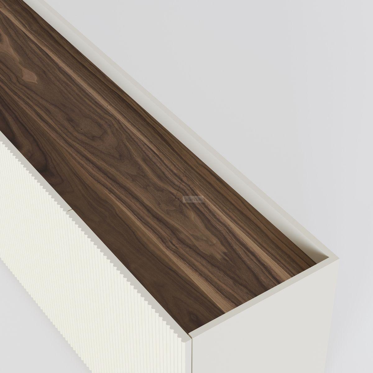 FORMA | מזנון מודרני עם דלתות אחסון וחזית פסים מעוגלים