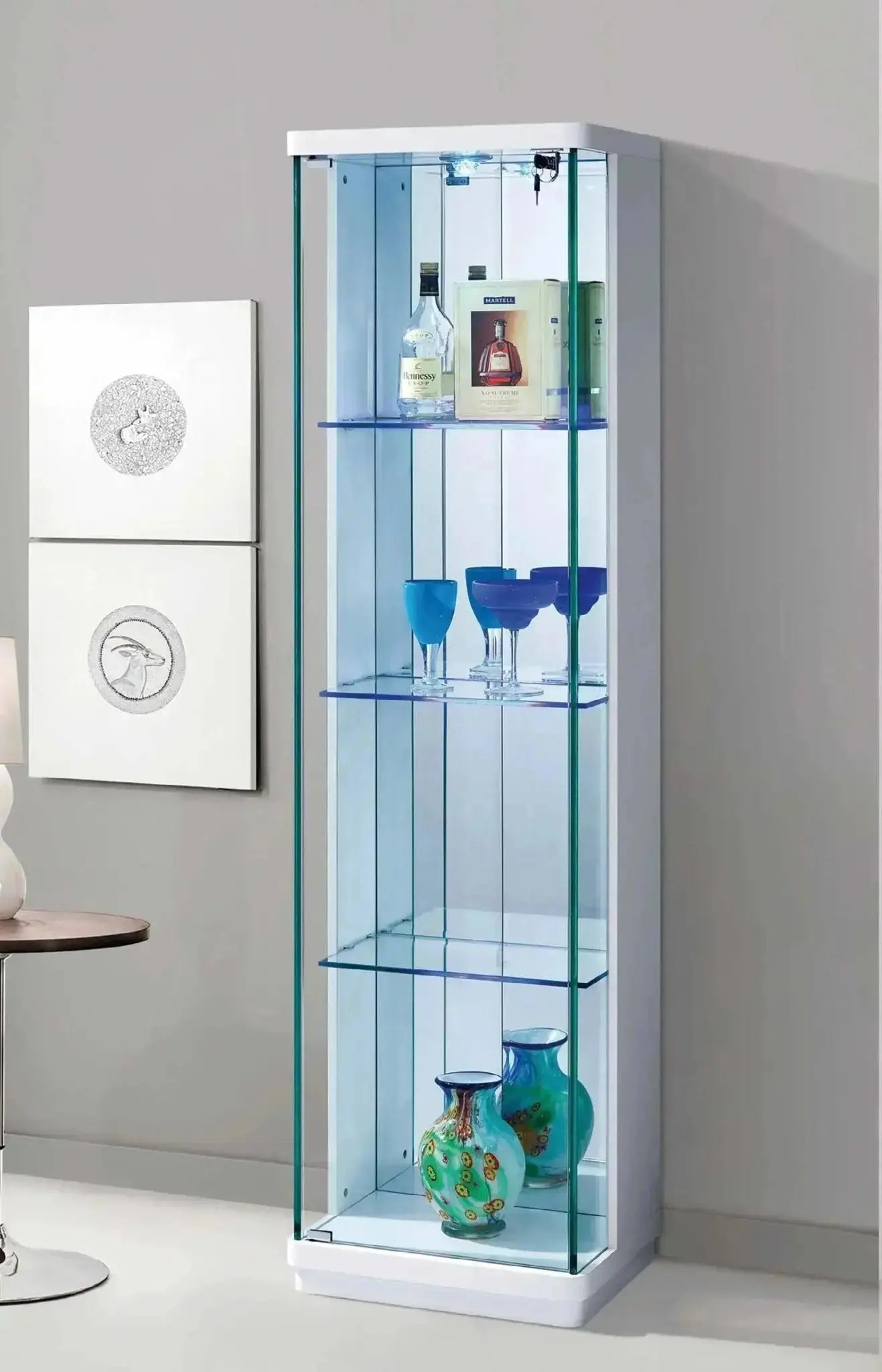 Hermon | ויטרינה עם מדפי זכוכית ותאורה במראה נקי - לבן   - אשריאן | ASHERIAN