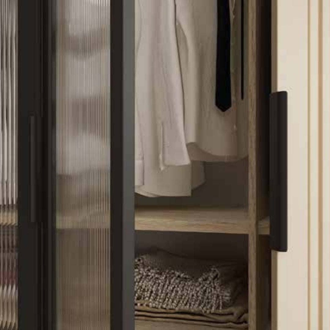 MERY | ארון פתיחה מעוצב עם חזית פסים וזכוכית רטרו -    - אשריאן | ASHERIAN