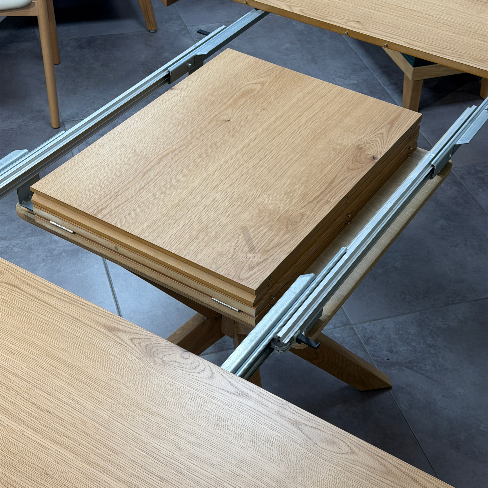 roko-dining-table - שולחן אוכל