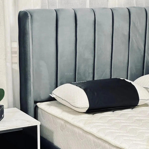 MYKONOS | מיטה זוגית מרופדת עם תיפורים בעיצוב קלאסי - אשריאן | ASHERIAN