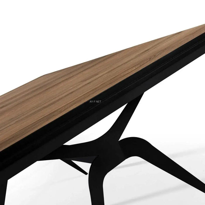 MATRIX | שולחן אוכל קומפקטי בעיצוב אורבני משגע שנפתח לענק עם 4 הגדלות - אשריאן | ASHERIAN