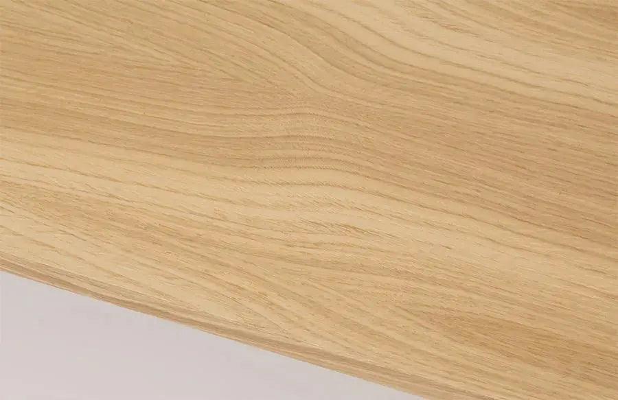 GELER | שולחן סלון מינימליסטי בצבע אלון טבעי עם רגלי ברזל - אשריאן | ASHERIAN