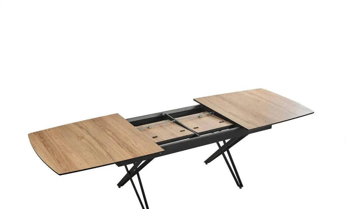 Camila | שולחן אוכל נפתח עם רגלי ברזל ופלטה עם טקסטורות ייחודיות - אשריאן | ASHERIAN